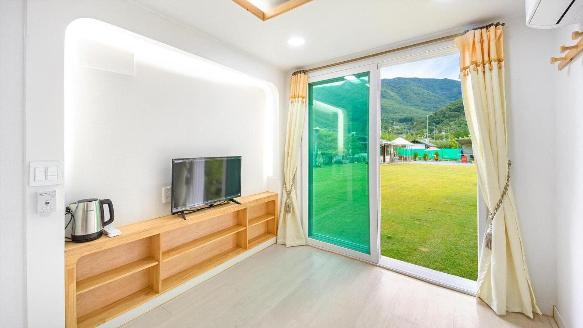 Yeongwol Gangeulpumeunsoo Pension 部屋 写真